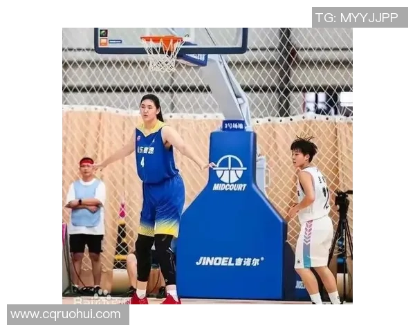 姚明手绘卡的艺术魅力与篮球精神的完美结合探索 姚明手绘卡的艺术魅力与篮球精神的完美结合探索