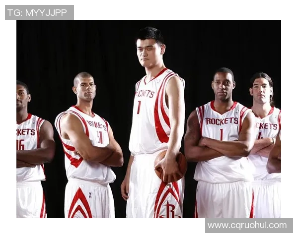 姚明行走广场展现体育精神与文化交流的完美结合